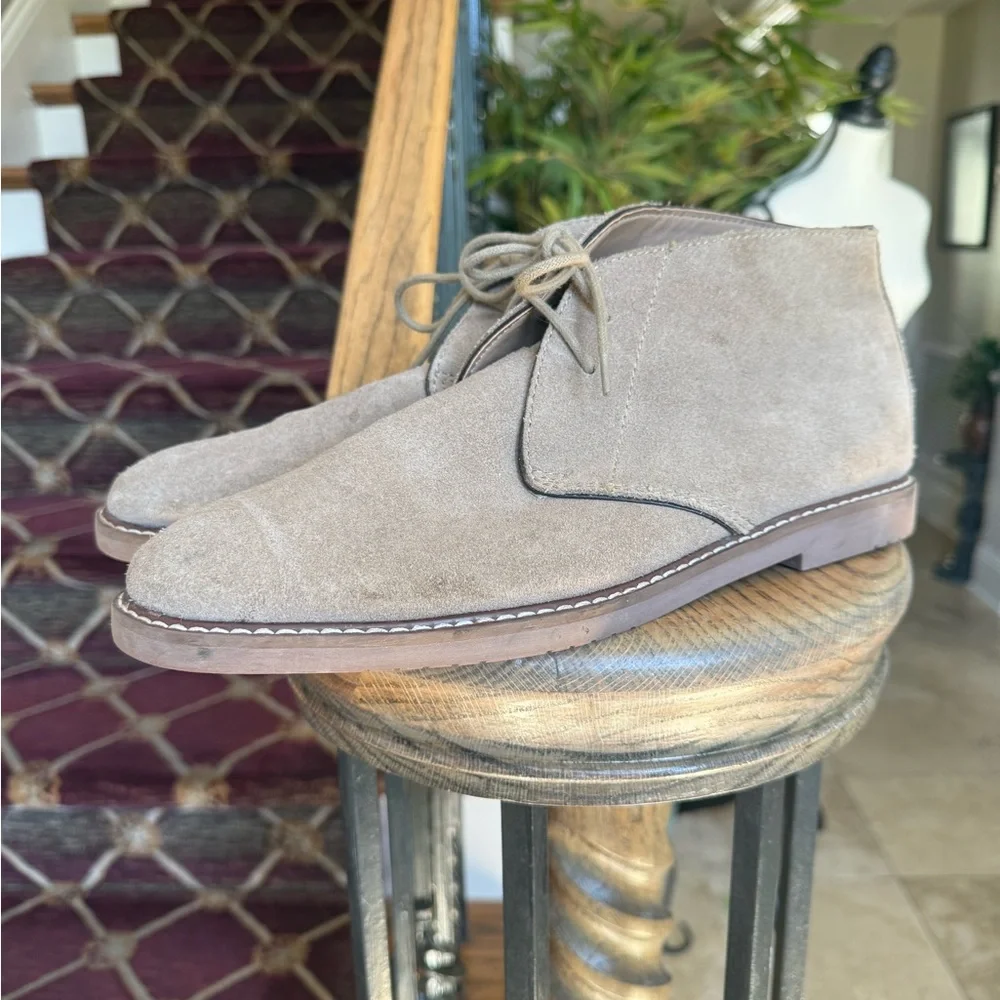 Banana Republic Men's Suede Desert Chukka Boots Sand 1 Tan Size 10